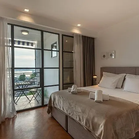 View ,top Location ! Homestay Split